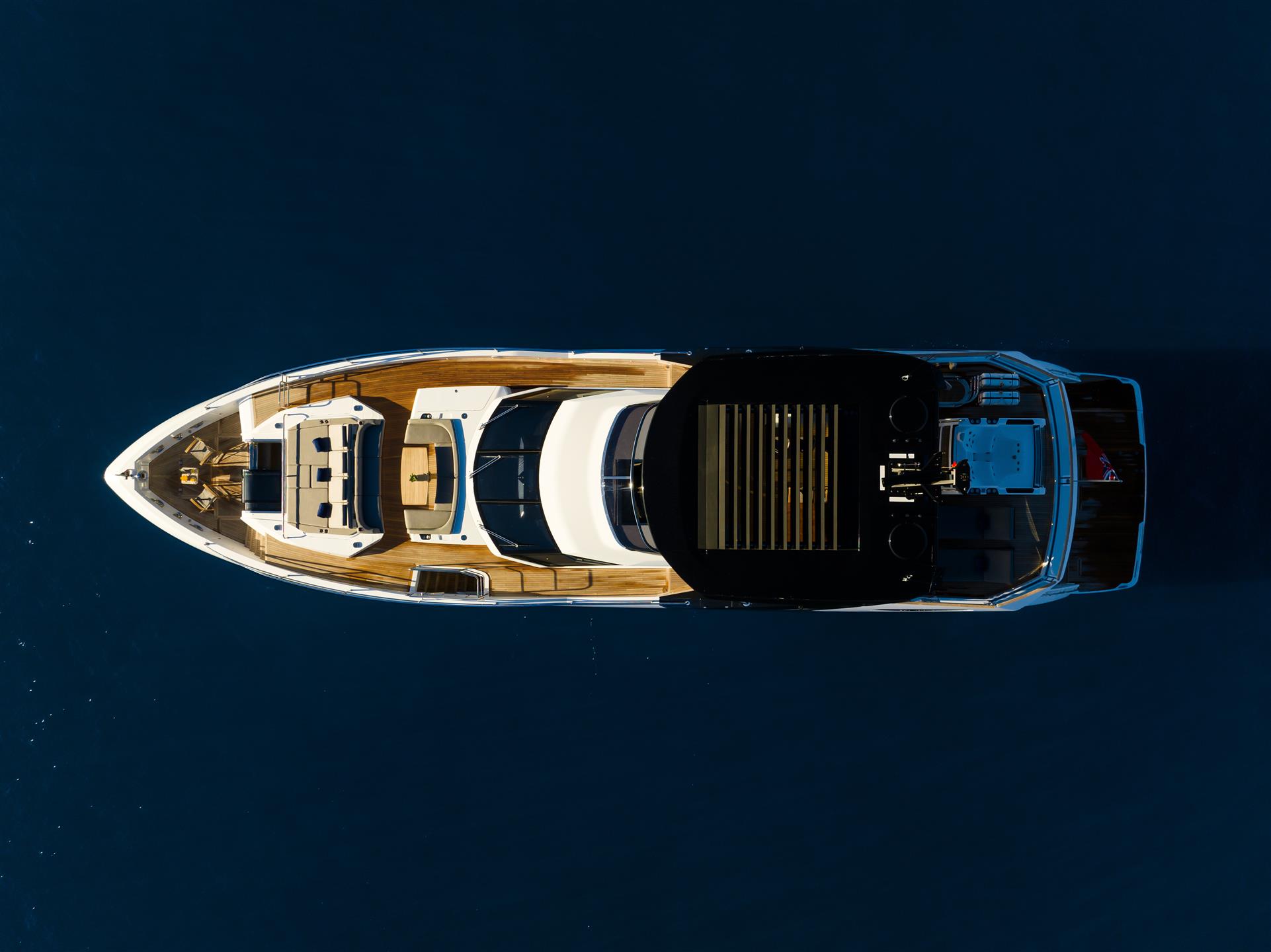 100 Yacht – Exterior – Aerial (02) (Custom)